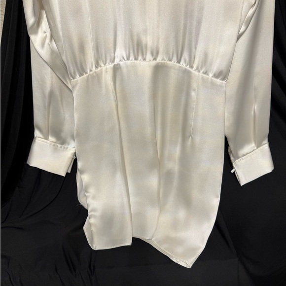 Zara Elegant White Satin top or mini dress - Picture 7 of 7